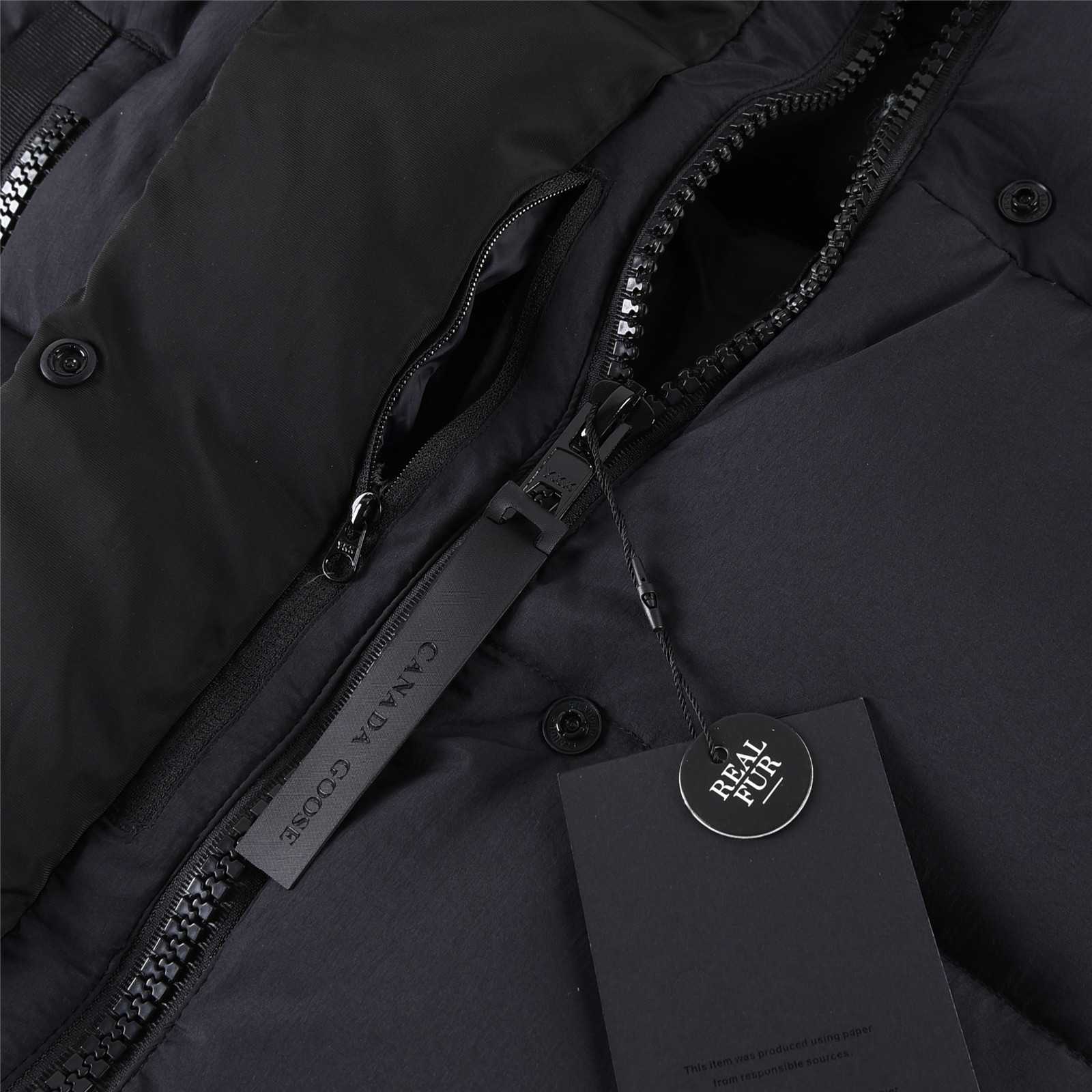 Canada Goose Hooded Down Parka - PerfectKickZ