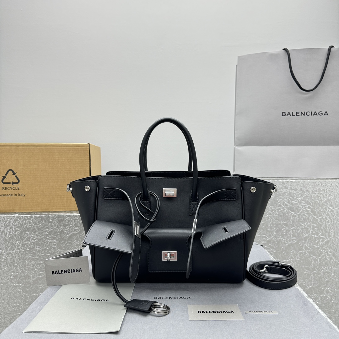 Balenciaga Bel Air Small Carry All Bag in black - PerfectKickZ