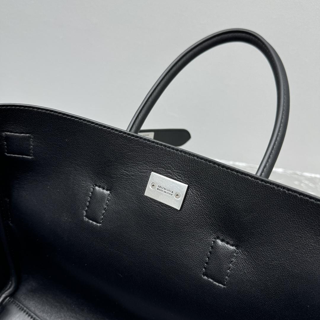 Balenciaga Bel Air Small Carry All Bag in black - PerfectKickZ