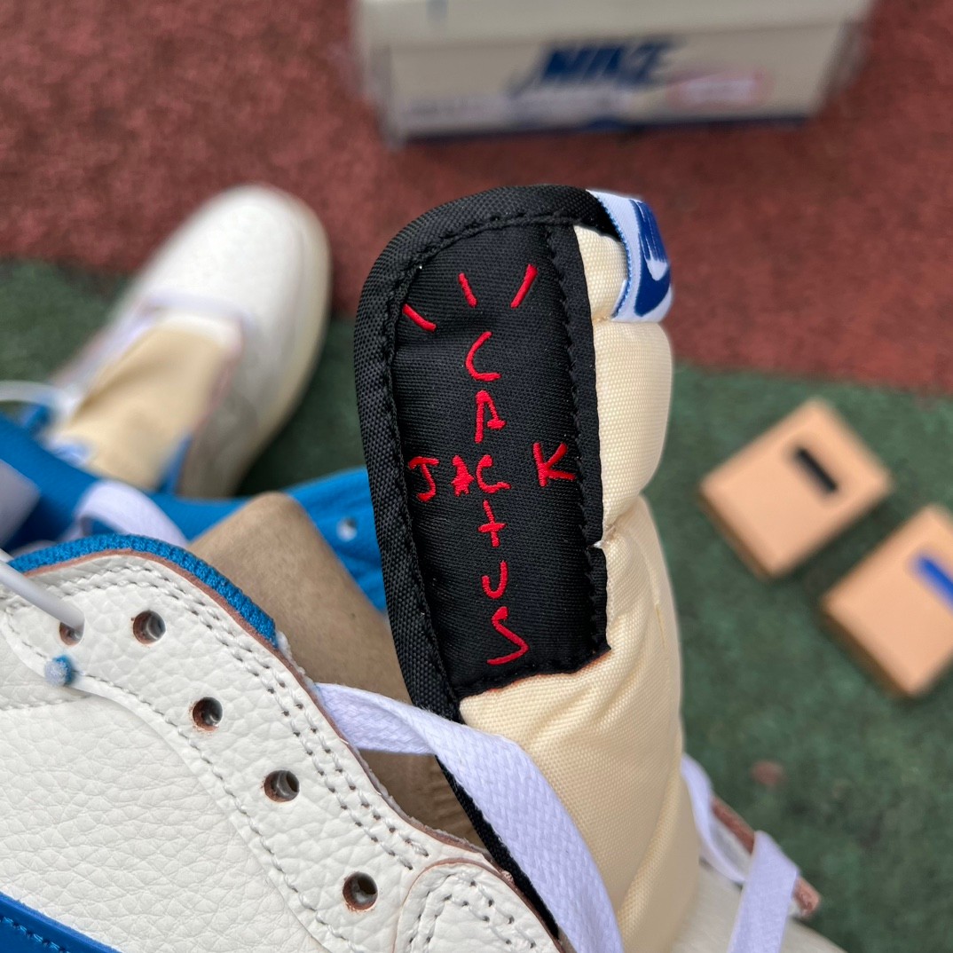 Travis Scott x Fragment Design x Air Jordan 1 Sneaker    DM7866-104 - PerfectKickZ