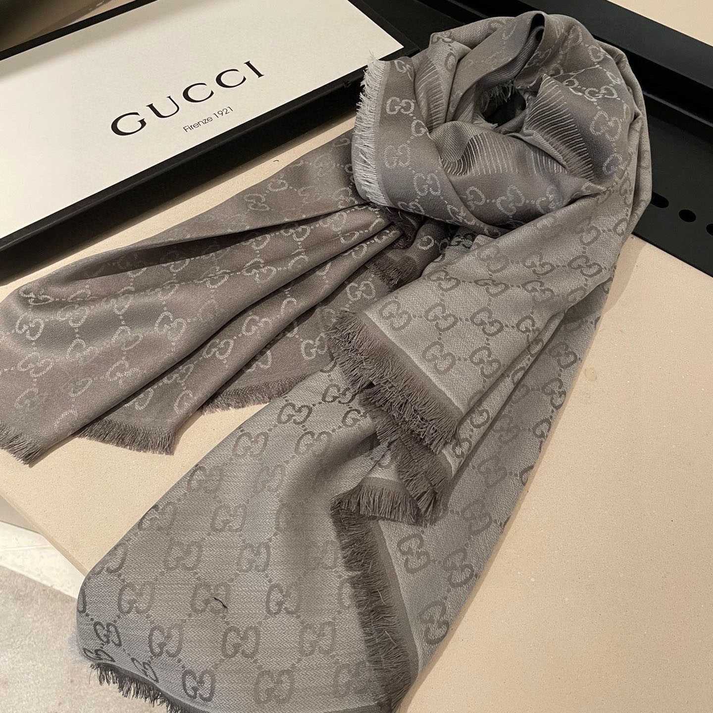 Louis Vuitton Square  - PerfectKickZ