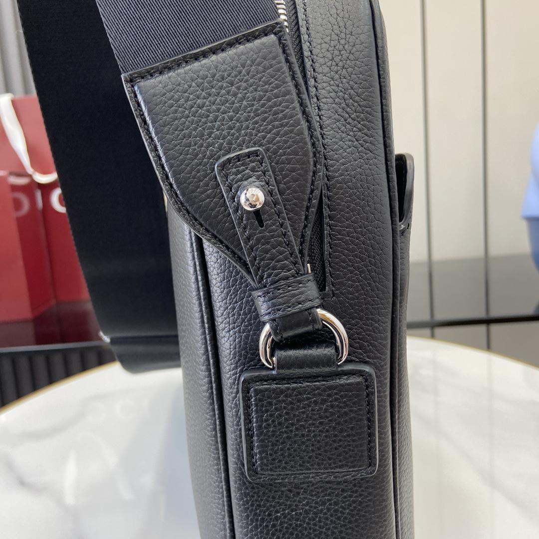 Gucci Medium Briefcase With Web - PerfectKickZ