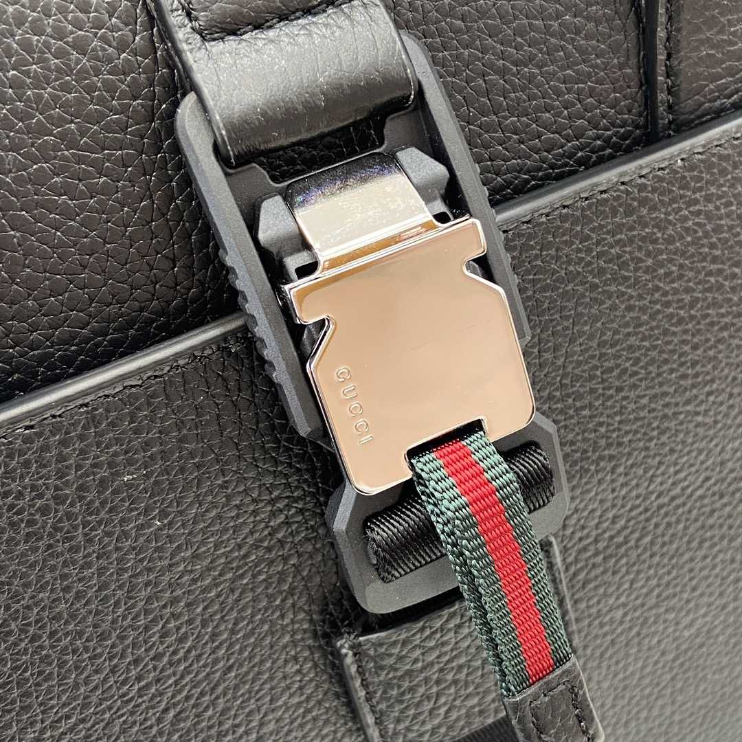 Gucci Medium Briefcase With Web - PerfectKickZ