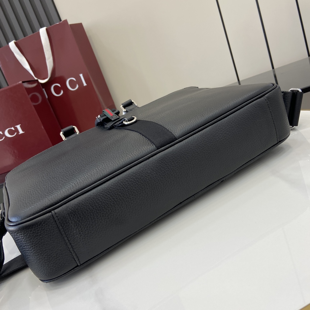 Gucci Medium Briefcase With Web - PerfectKickZ