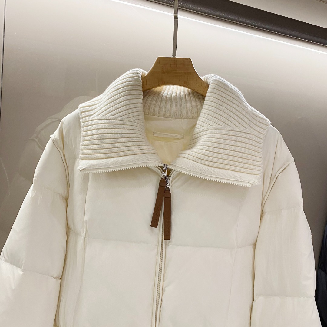 Moncler Jadeite Short Down Jacket - PerfectKickZ
