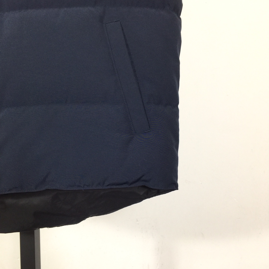 Canada Goose Black Label Down Vest - PerfectKickZ