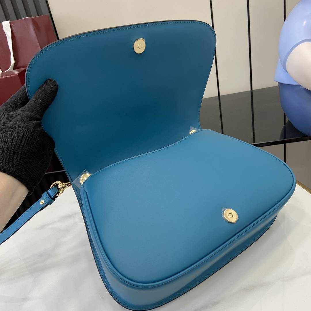 Gucci Blondie Medium Top Handle Bag - PerfectKickZ