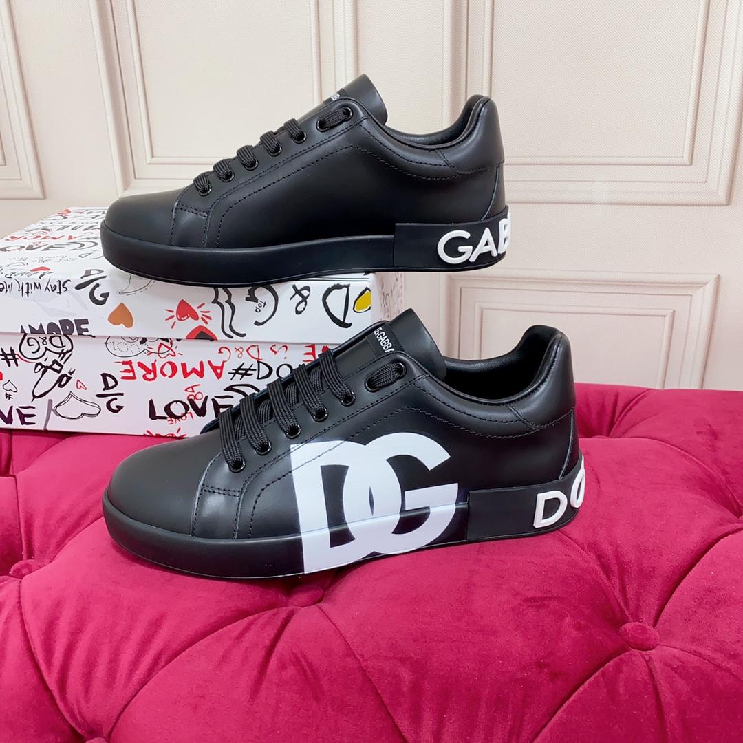 Dolce & Gabbana Logo Printed Portofino Sneakers - PerfectKickZ