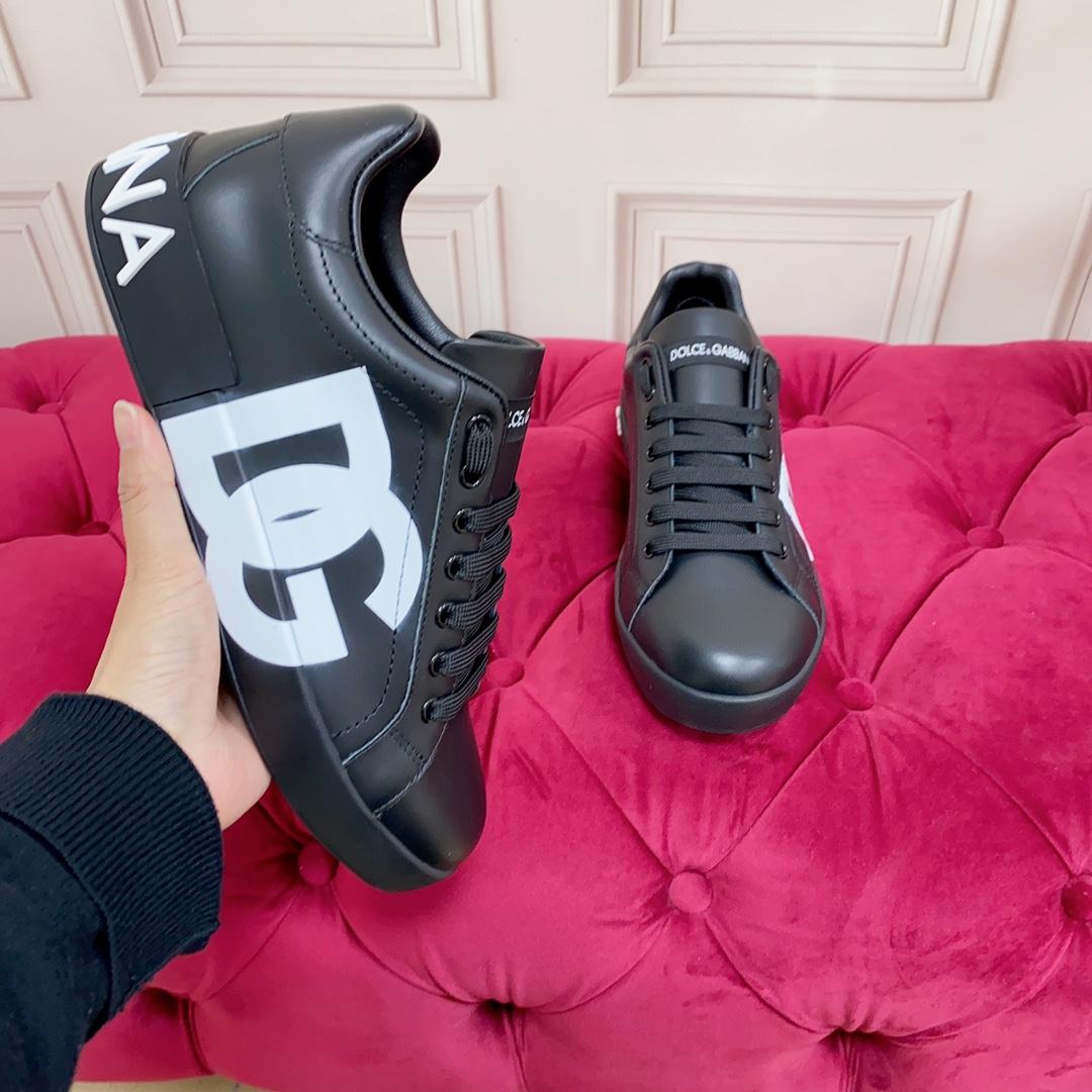 Dolce & Gabbana Logo Printed Portofino Sneakers - PerfectKickZ