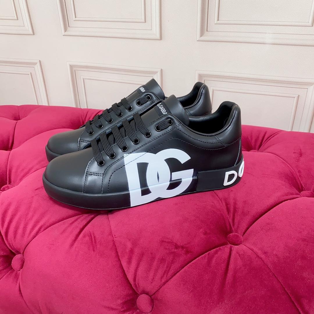 Dolce & Gabbana Logo Printed Portofino Sneakers - PerfectKickZ
