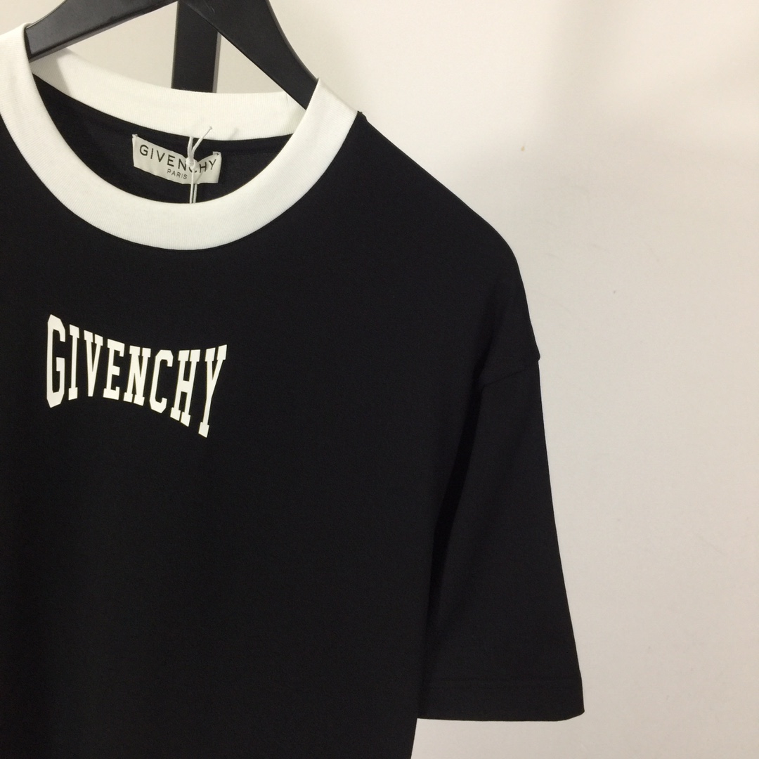 Givenchy Cotton T-shirt - PerfectKickZ