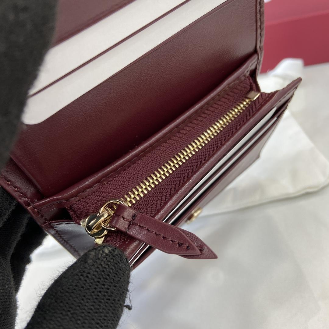 Gucci GG Mini Wallet With Dog Detail - PerfectKickZ