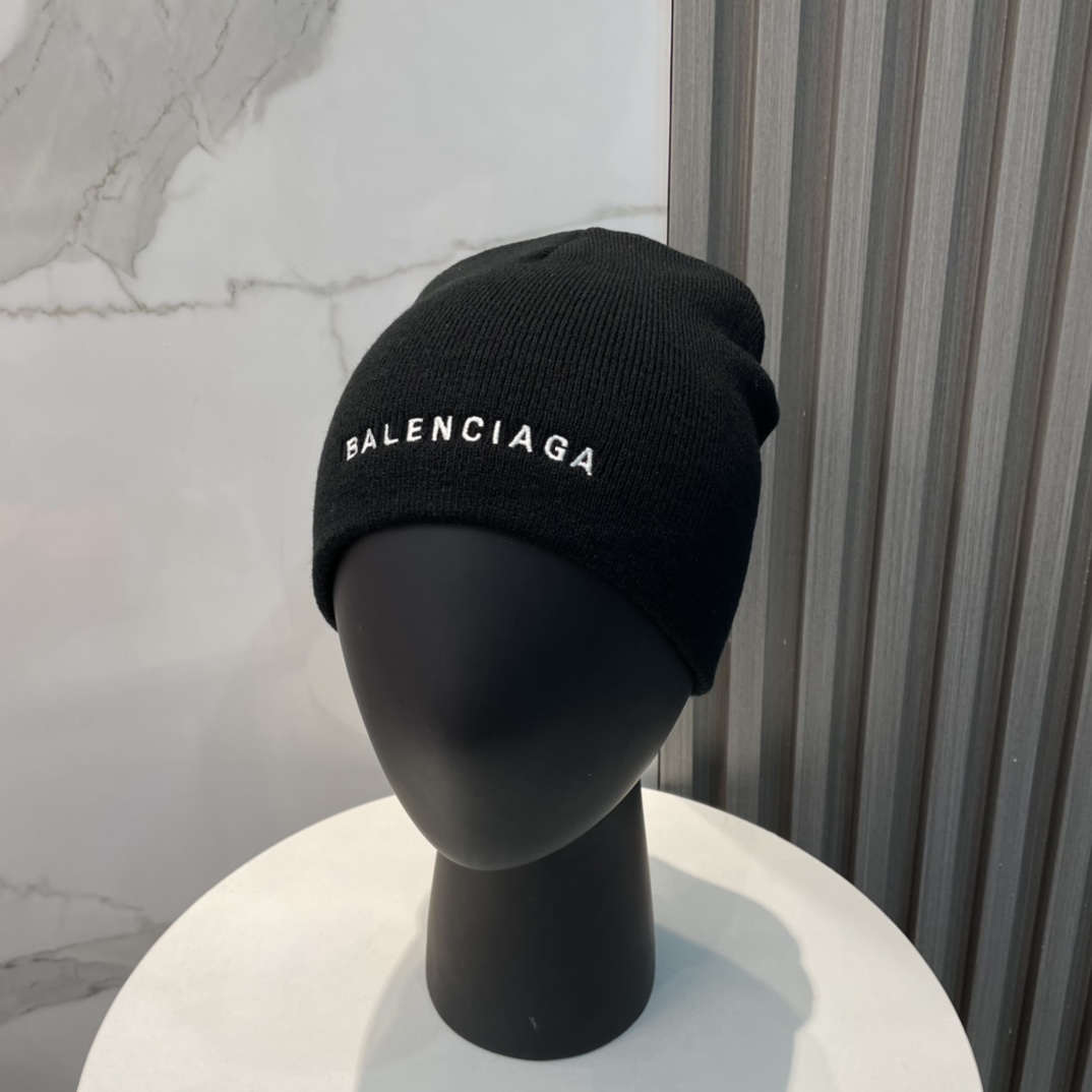 Balenciag Beanie  - PerfectKickZ
