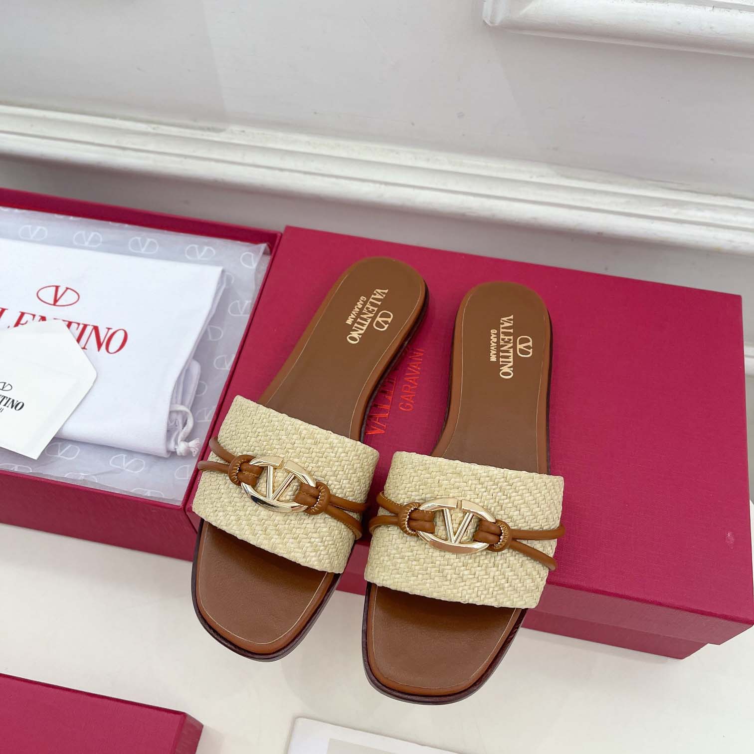 Valenti Garavani VLogo Raffia-trimmed Leather Slides - PerfectKickZ