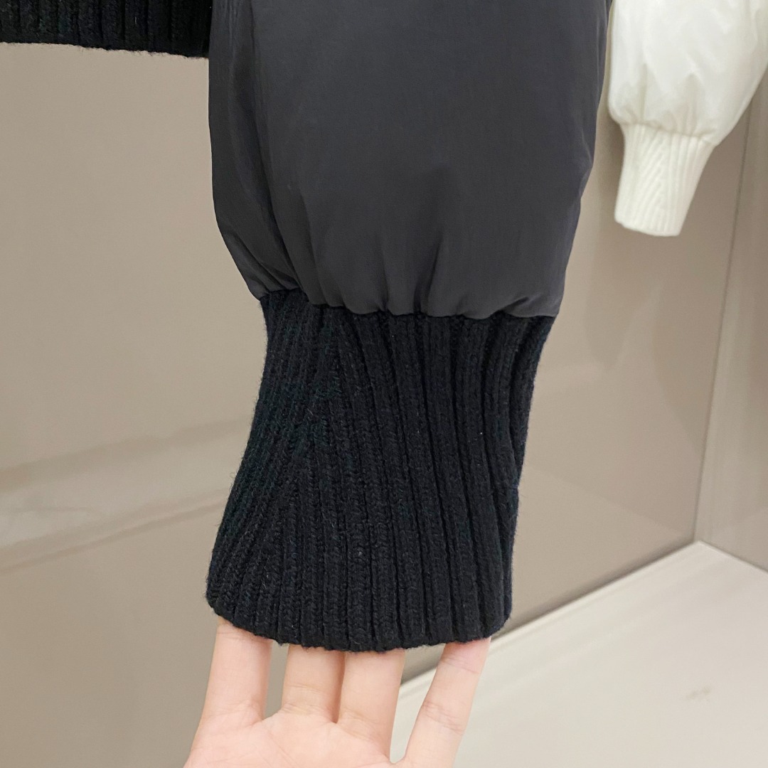 Moncler Jadeite Short Down Jacket - PerfectKickZ