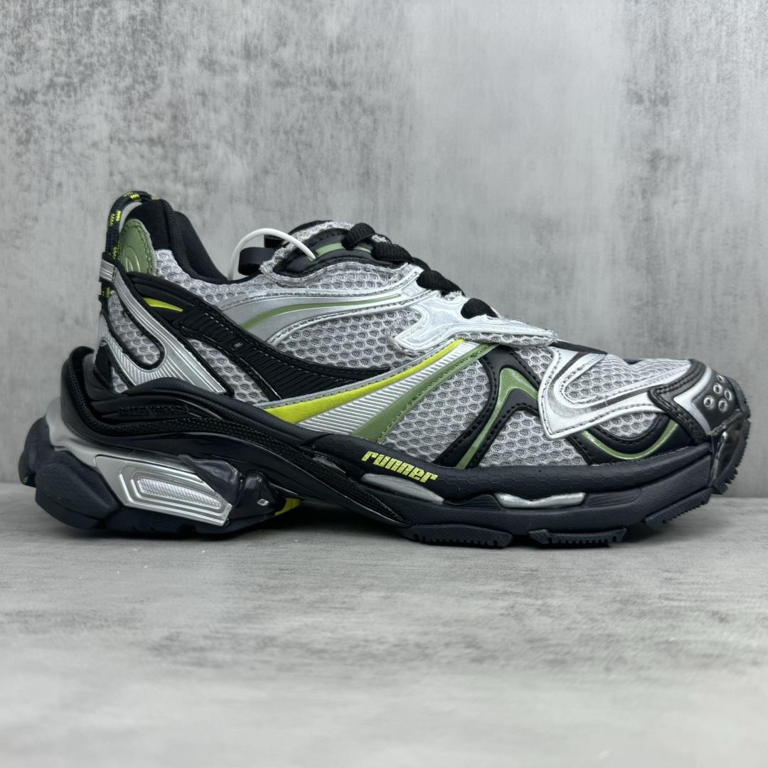 Balenciaga Runner 2.0 Sneaker In Silver - PerfectKickZ