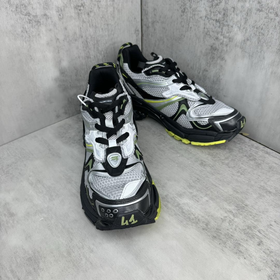 Balenciaga Runner 2.0 Sneaker In Silver - PerfectKickZ