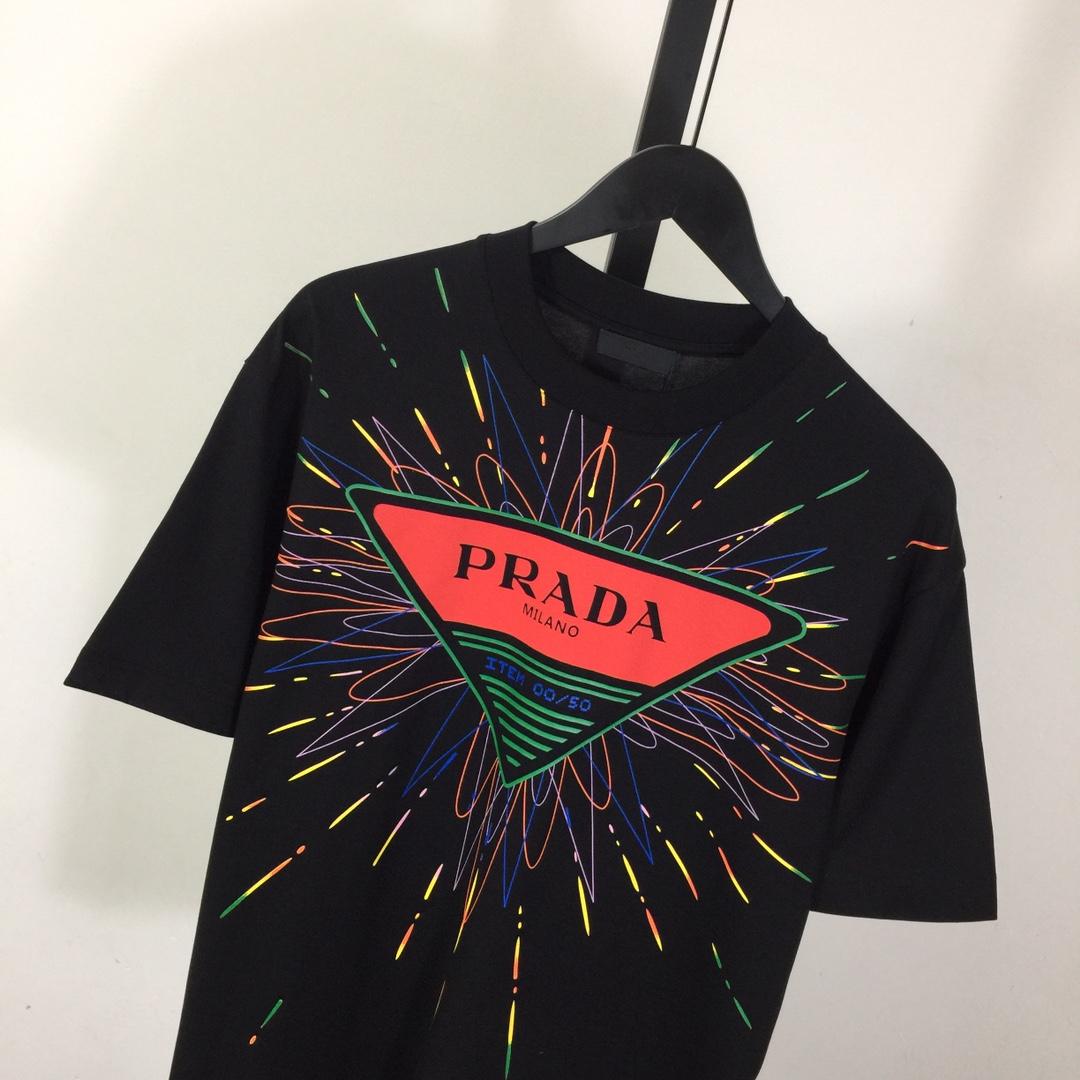 Prada Logo T-Shirt - PerfectKickZ