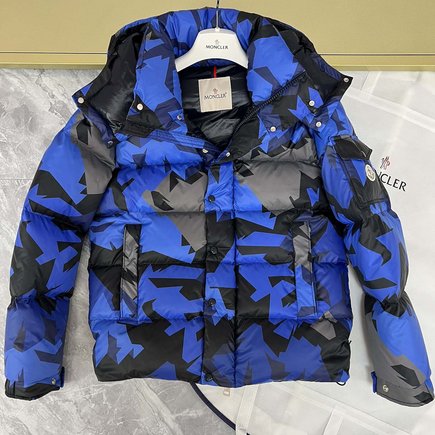 Moncler Mosa Padded Down Jacket - PerfectKickZ