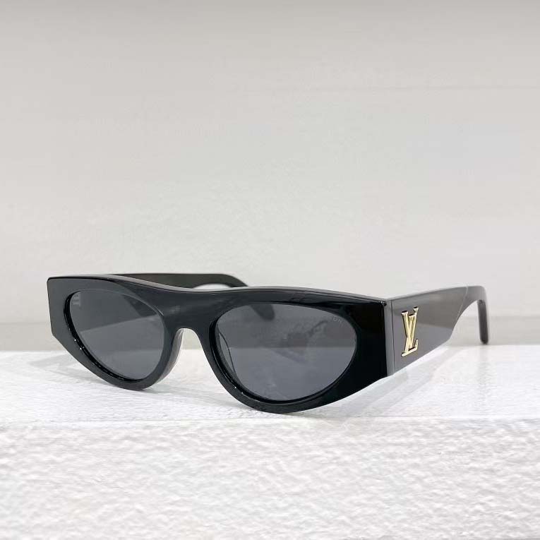 Louis Vuitton Sunglasses   - PerfectKickZ