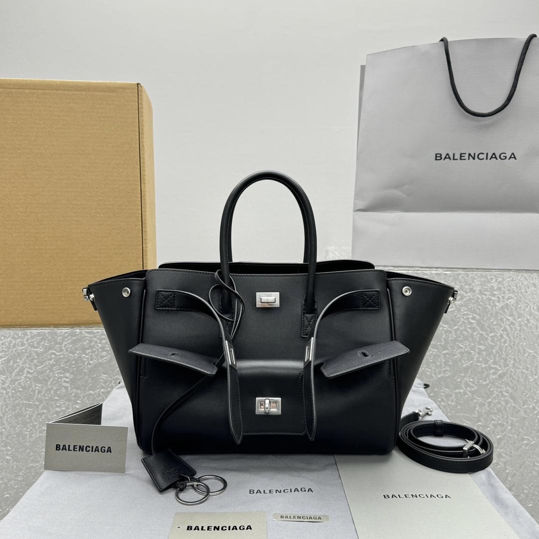 Balenciaga Bel Air Small Carry All Bag in black - PerfectKickZ