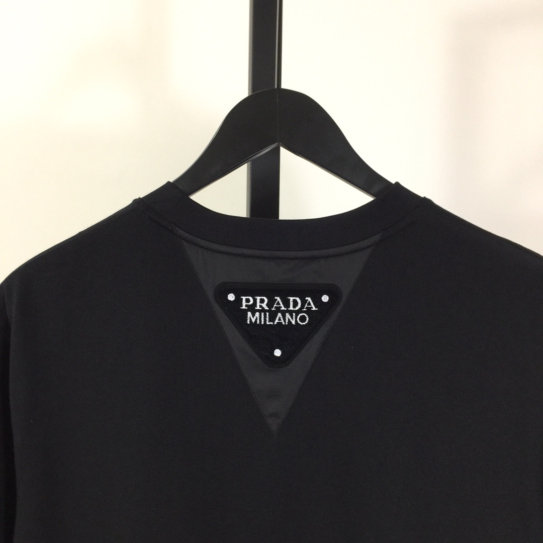 Prada Cotton  T-shirt  - 