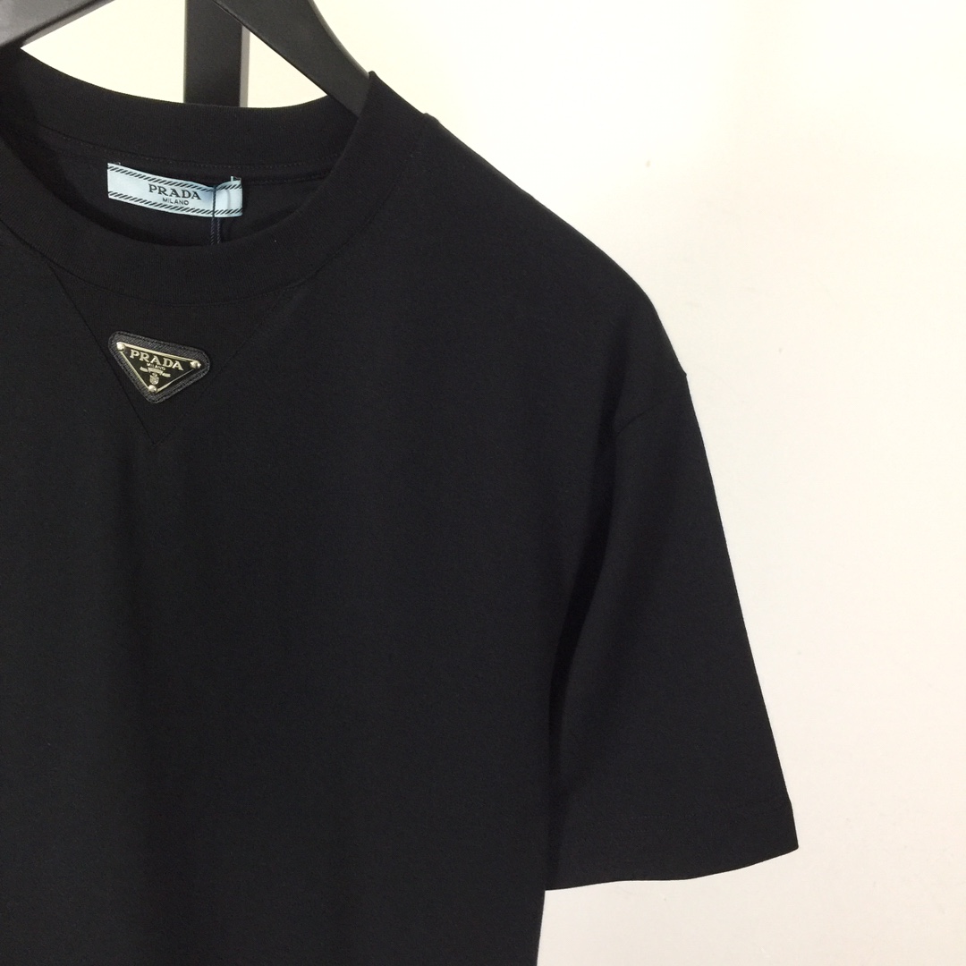 Prada Cotton  T-shirt  - 
