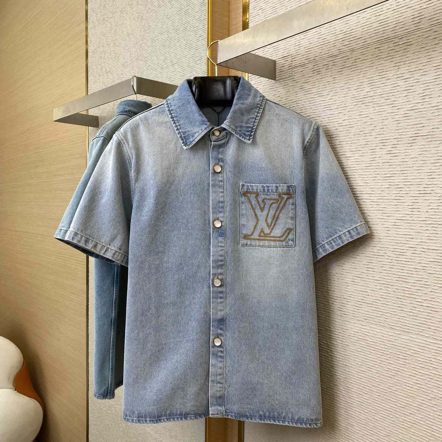 Louis Vuitton Short-Sleeved Denim Shirt  1AGJOP - PerfectKickZ
