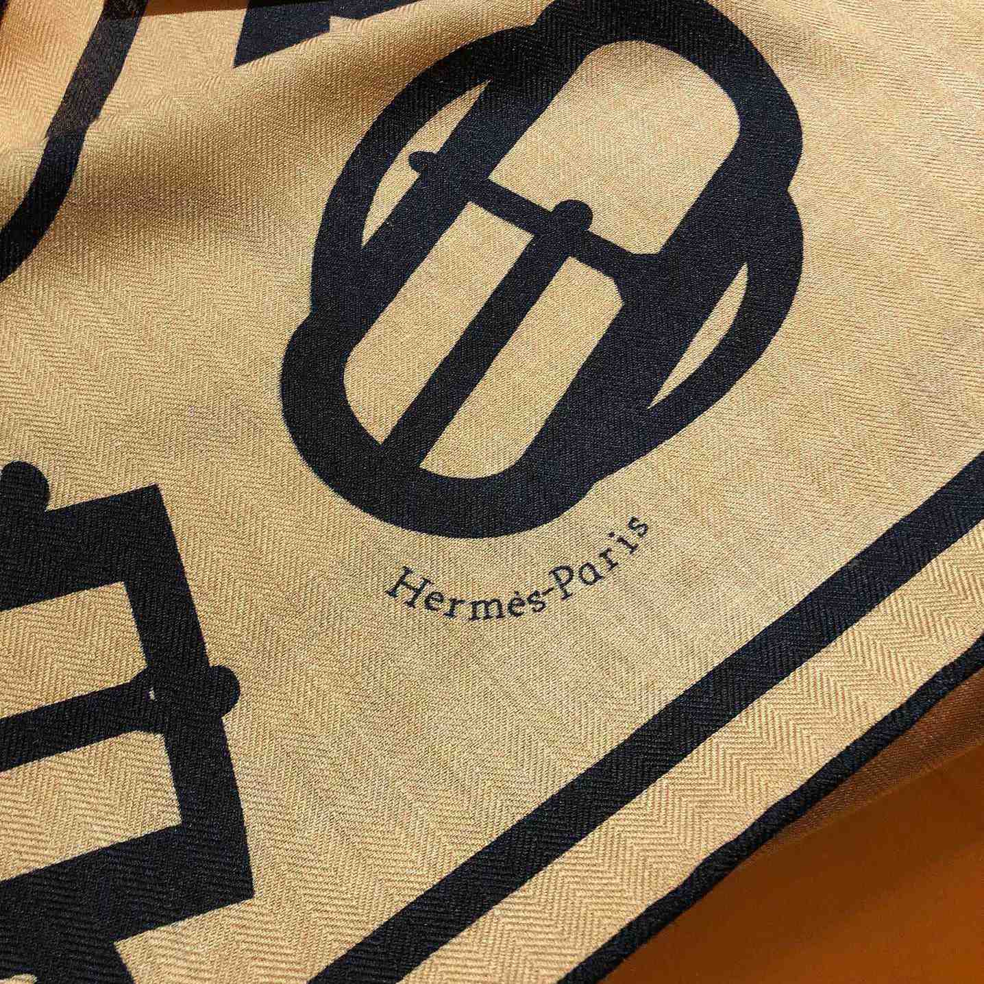 Hermes Bouclerie Moderne En Casaques Giant Triangle - PerfectKickZ
