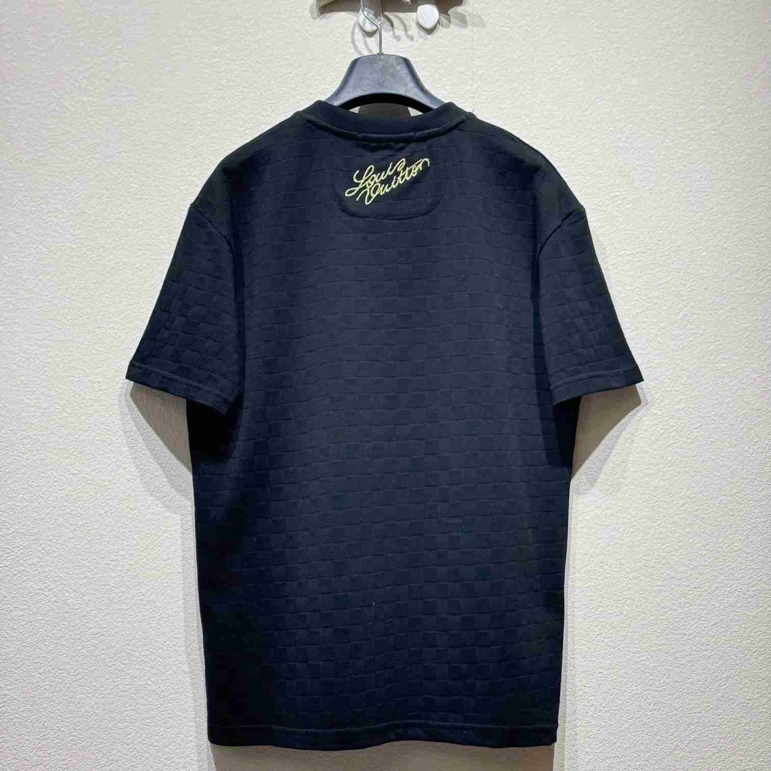 Louis Vuitton Signature Patch Cotton T-Shirt   1AGJZH - PerfectKickZ