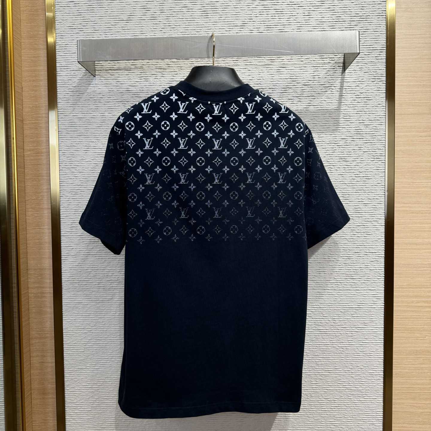 Louis Vuitton Monogram T-shirt - PerfectKickZ