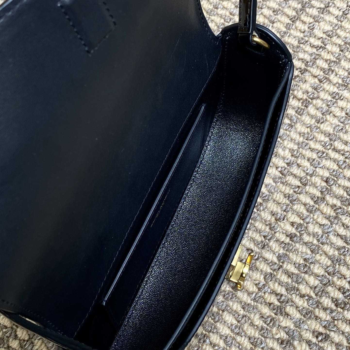 Saint Laurent Mini Voltaire In Patent Leather - PerfectKickZ