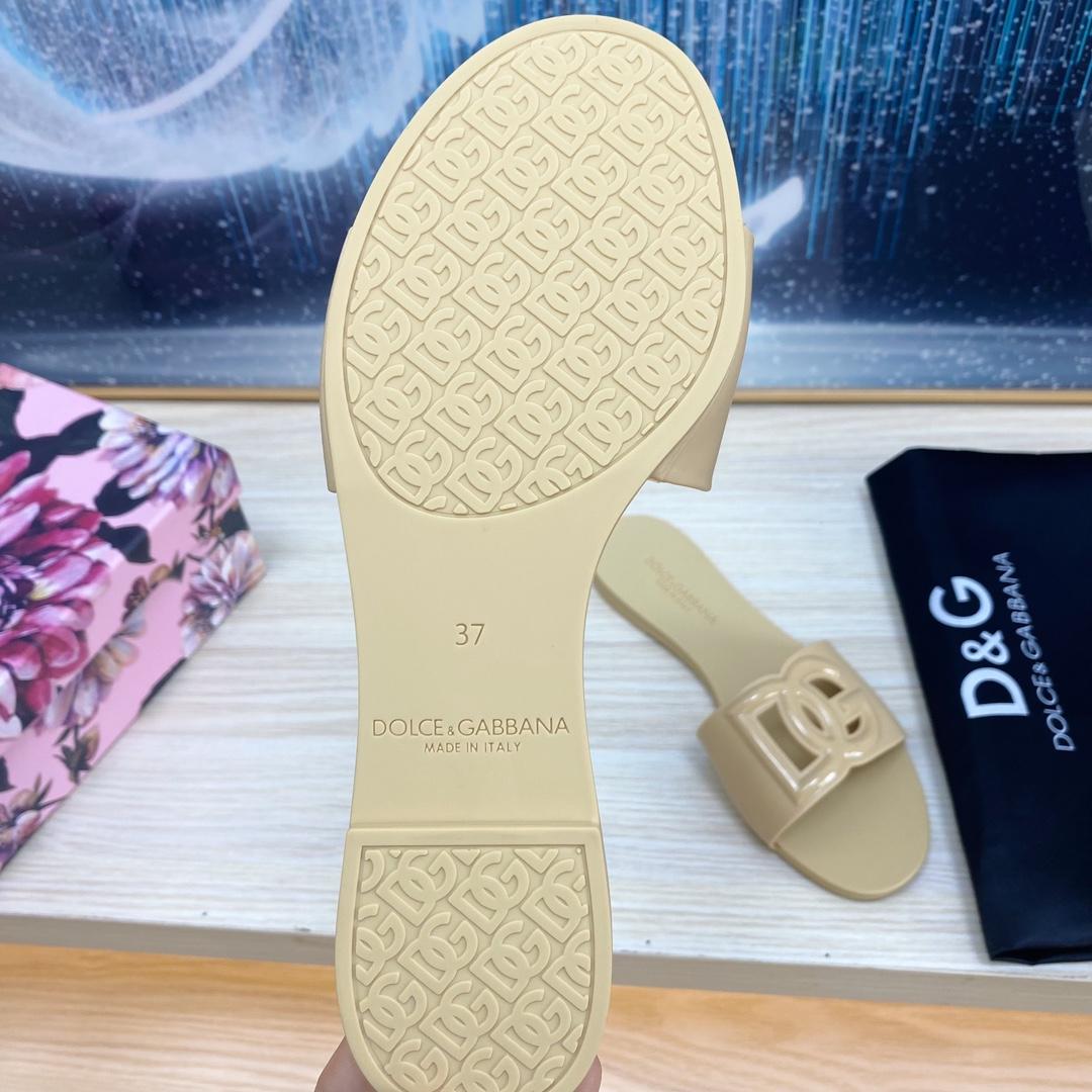 Dolce & Gabbana Women's Sandals - PerfectKickZ