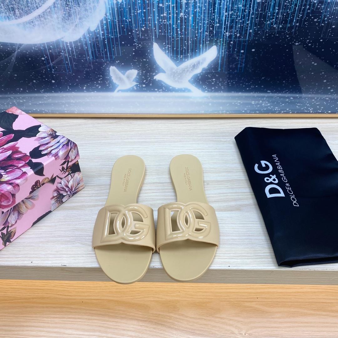 Dolce & Gabbana Women's Sandals - PerfectKickZ
