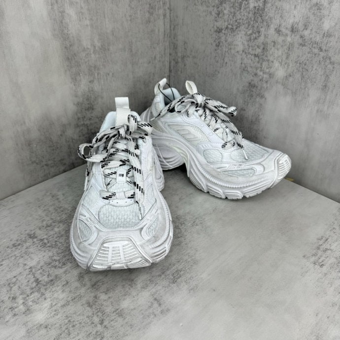 Balenciaga 6XL Sneaker In White - PerfectKickZ