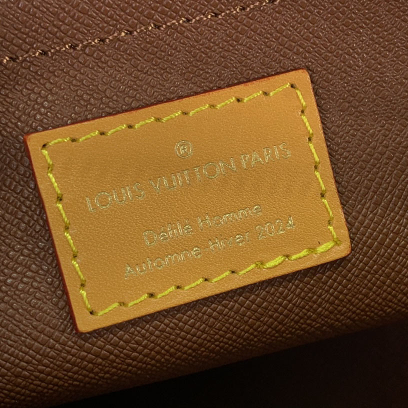 Louis Vuitton Locker Dopp Kit  M11765 - PerfectKickZ