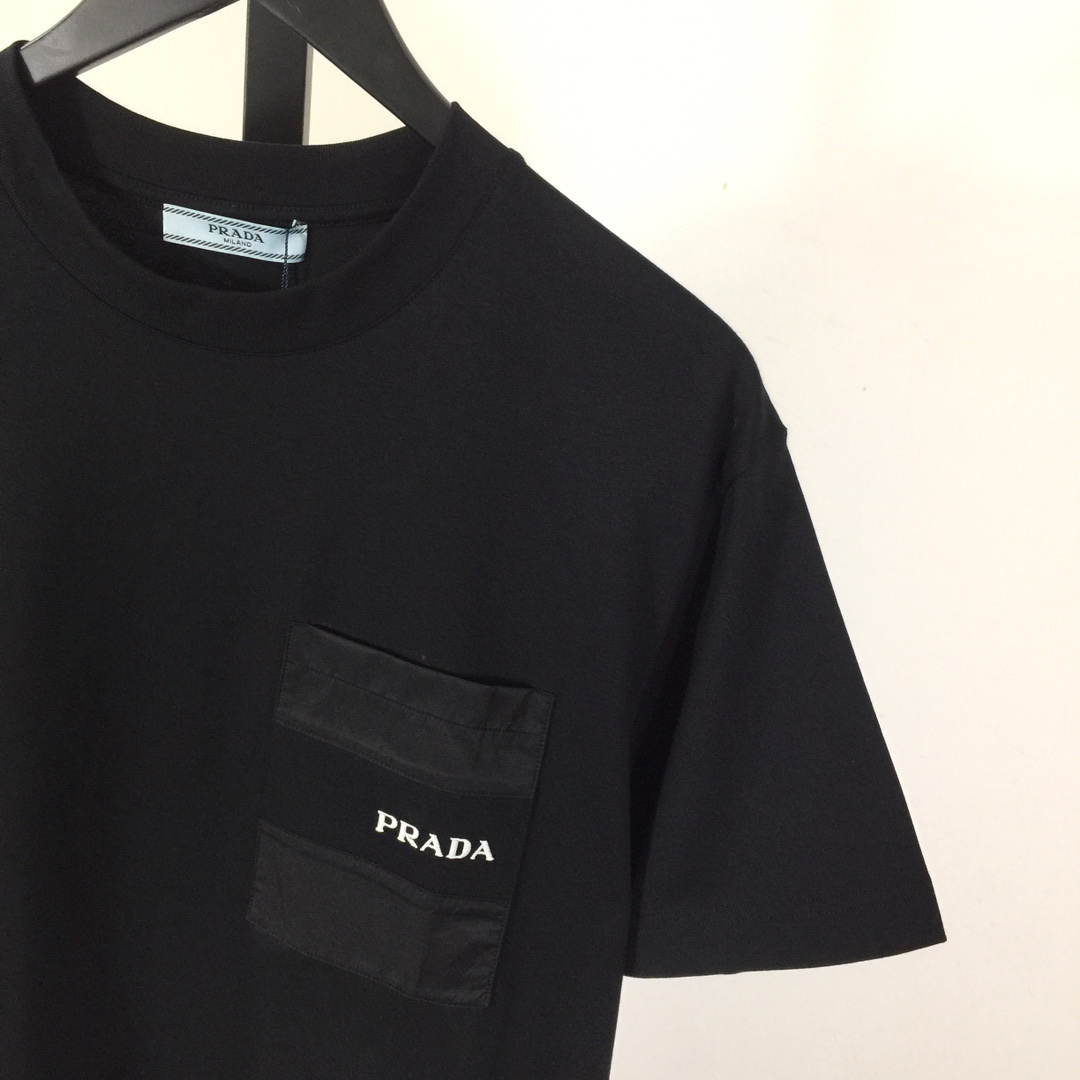 Prada Cotton  T-shirt  - 
