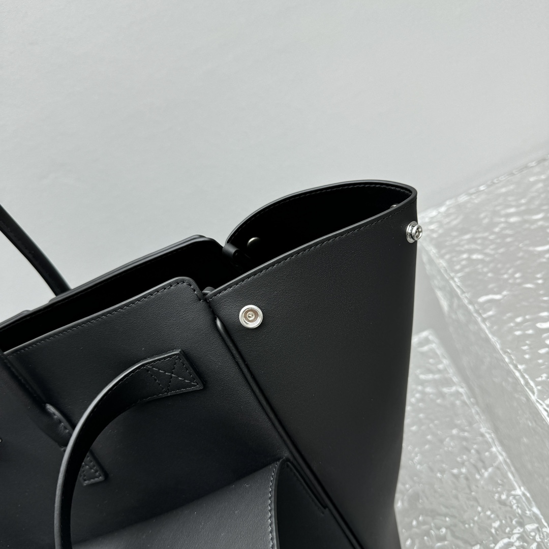 Balenciaga Bel Air Medium Carry All Bag In Black  - PerfectKickZ