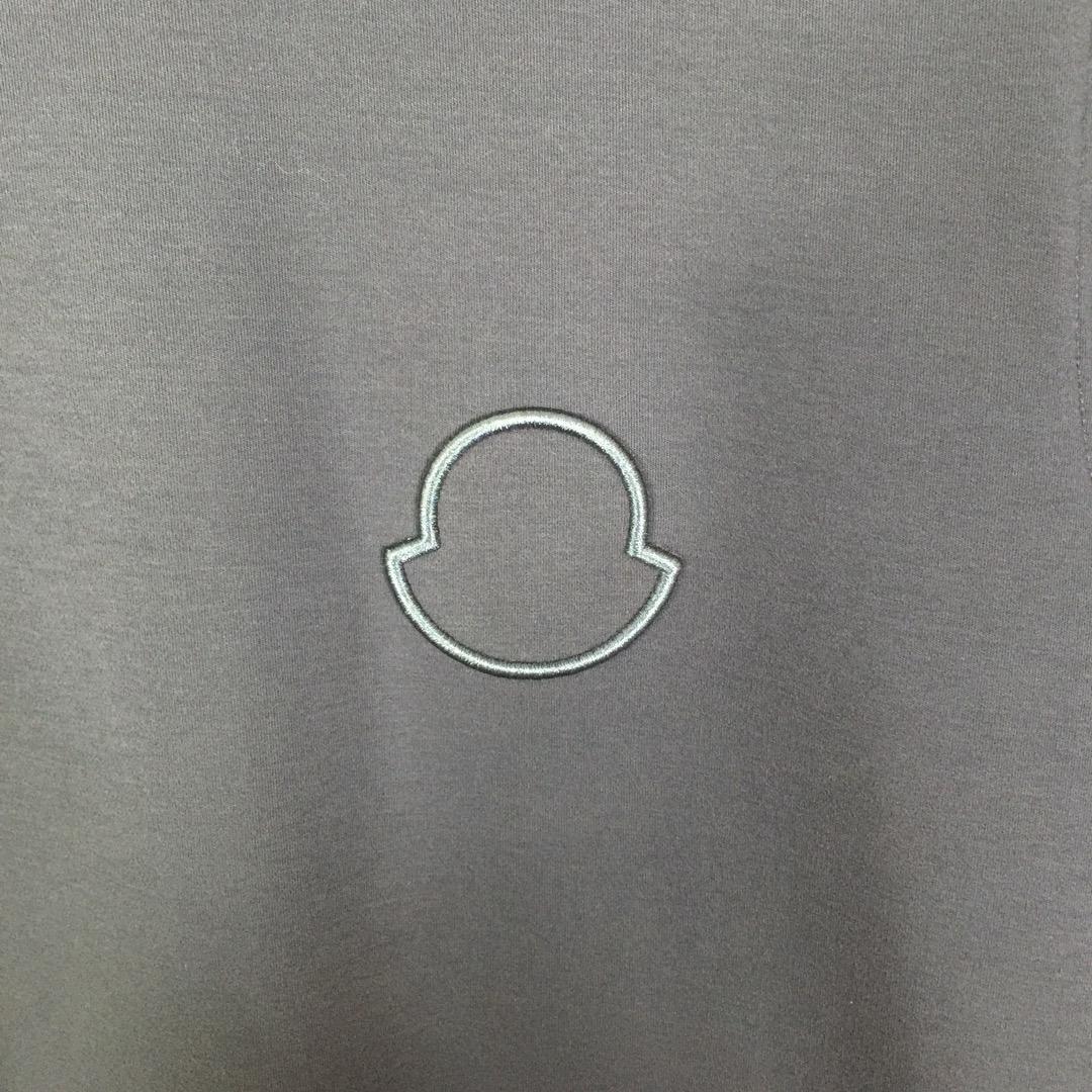 Moncler Logo T-Shirt - PerfectKickZ