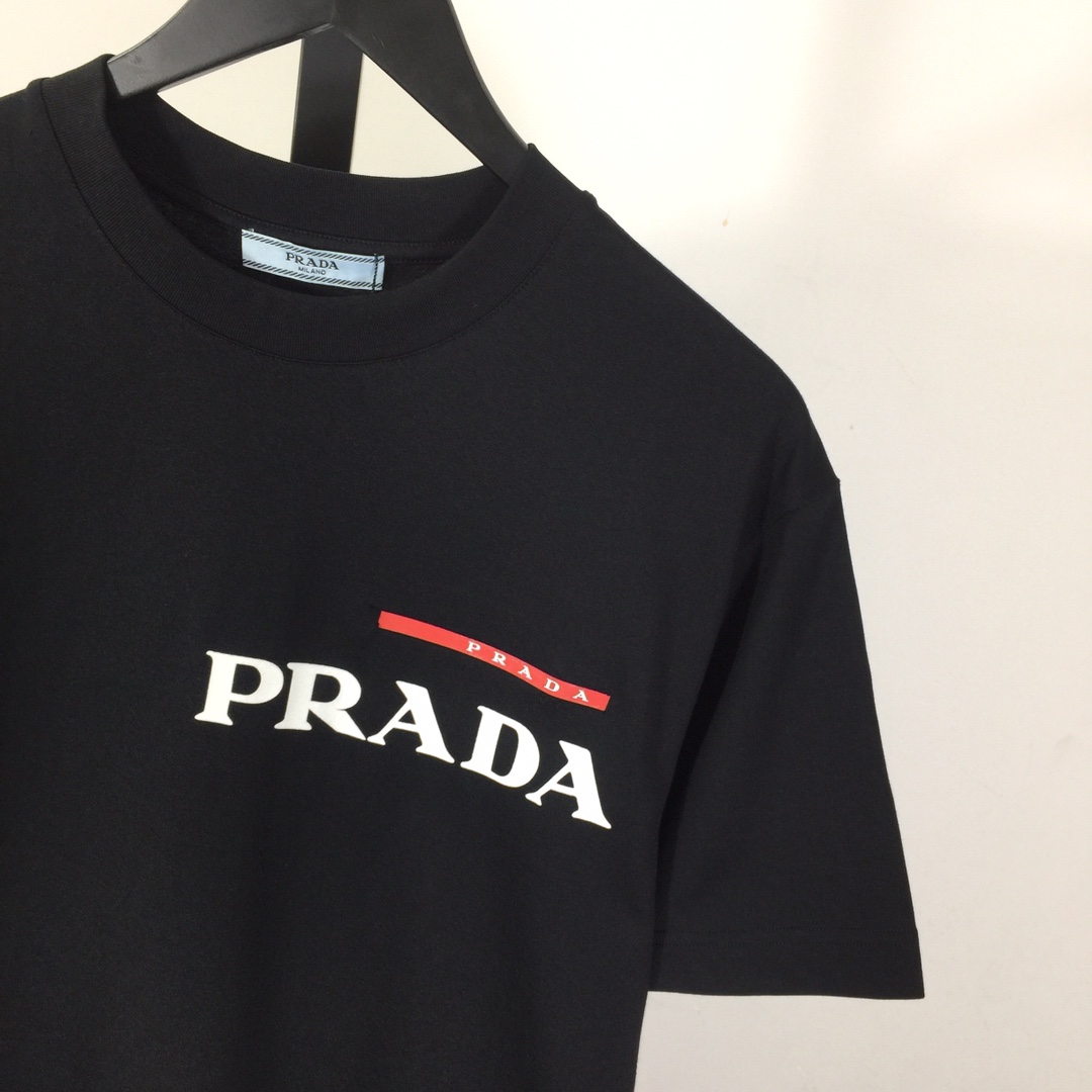 Prada Cotton  T-shirt  - 