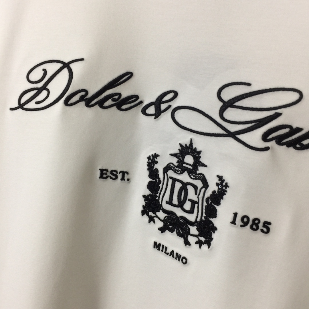Dolce & Gabbana Logo T-Shirt - PerfectKickZ