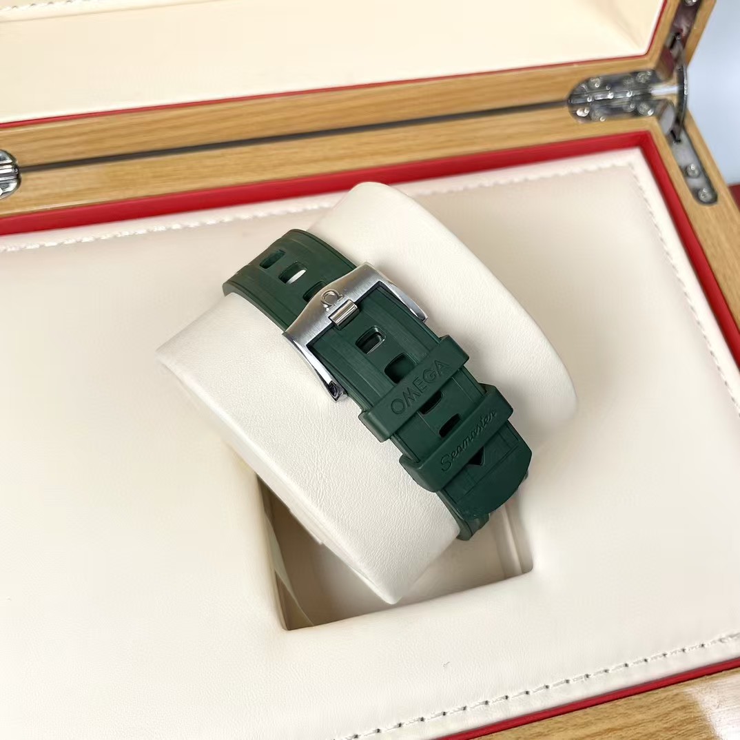 Omega Watch   42mm - PerfectKickZ