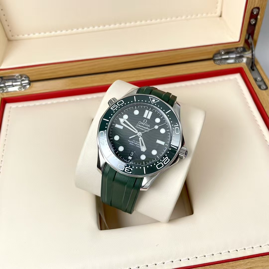 Omega Watch   42mm - PerfectKickZ