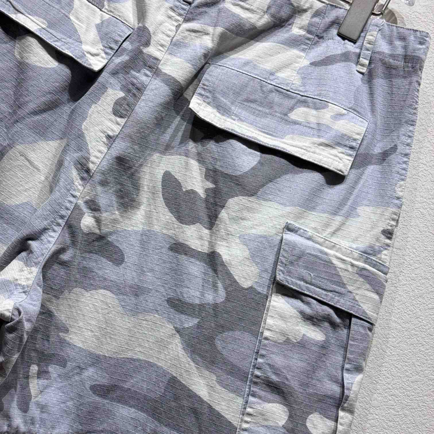 Balenciaga Large Cargo Pants In Light Grey - PerfectKickZ