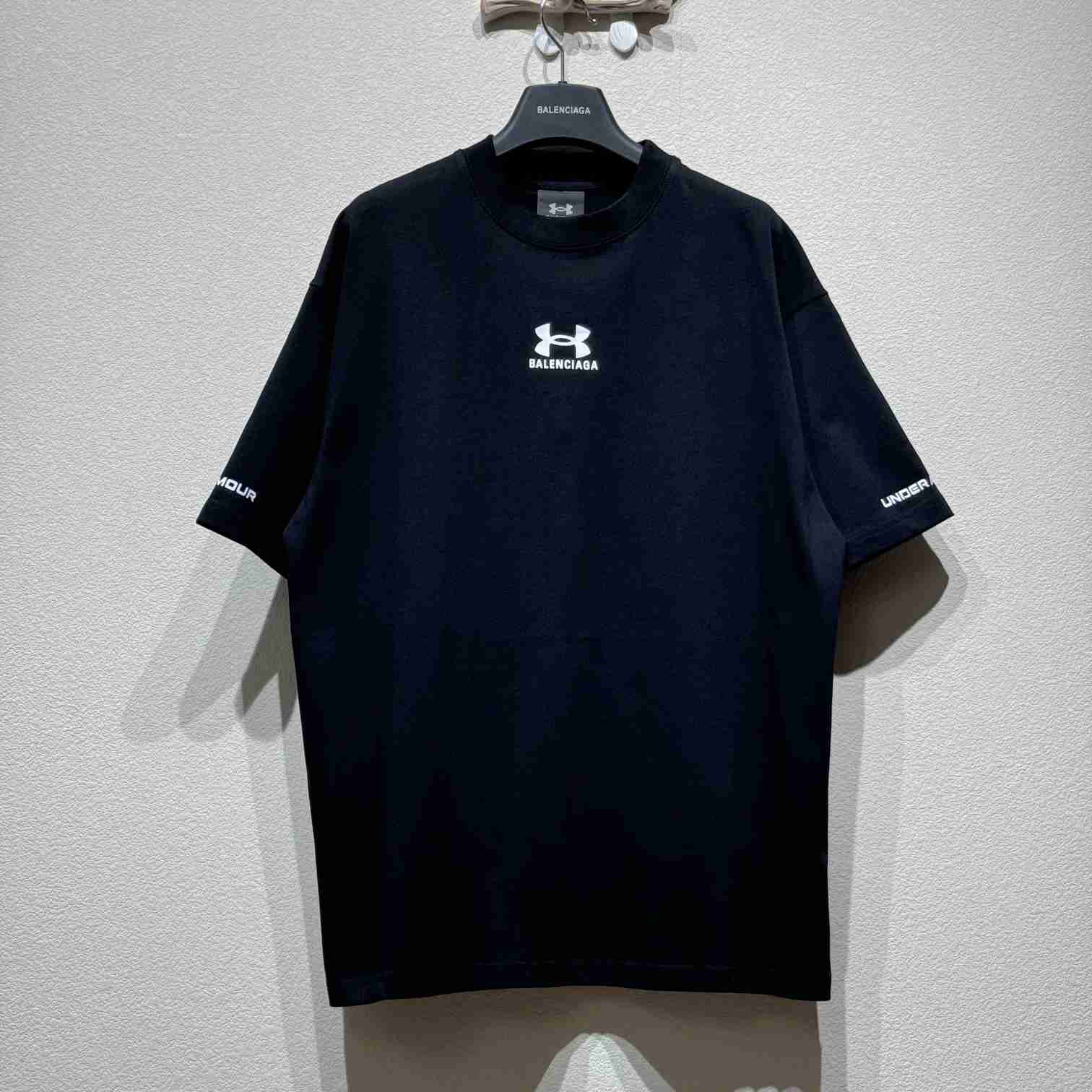 Balenciaga Under Armour® T-Shirt Oversized In Black - PerfectKickZ