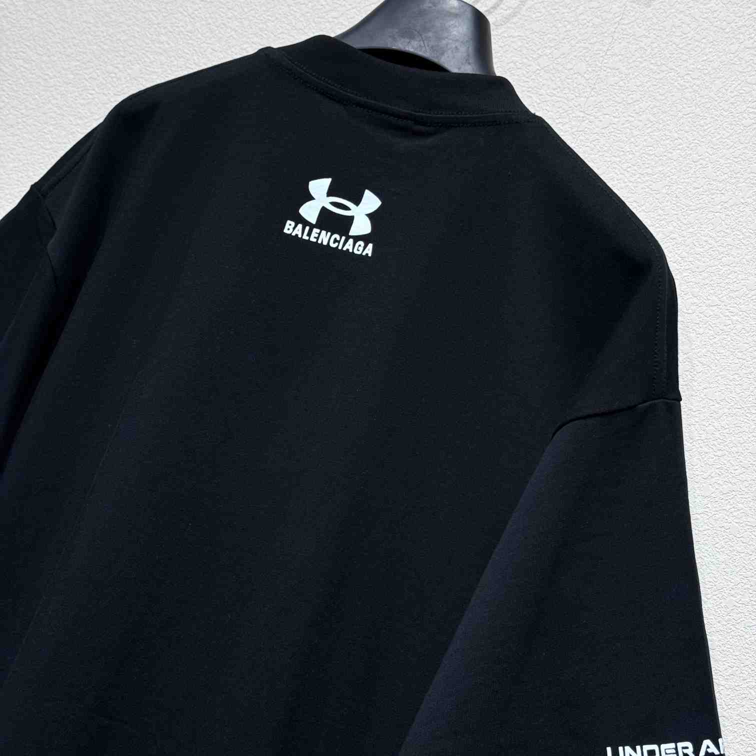 Balenciaga Under Armour® T-Shirt Oversized In Black - PerfectKickZ