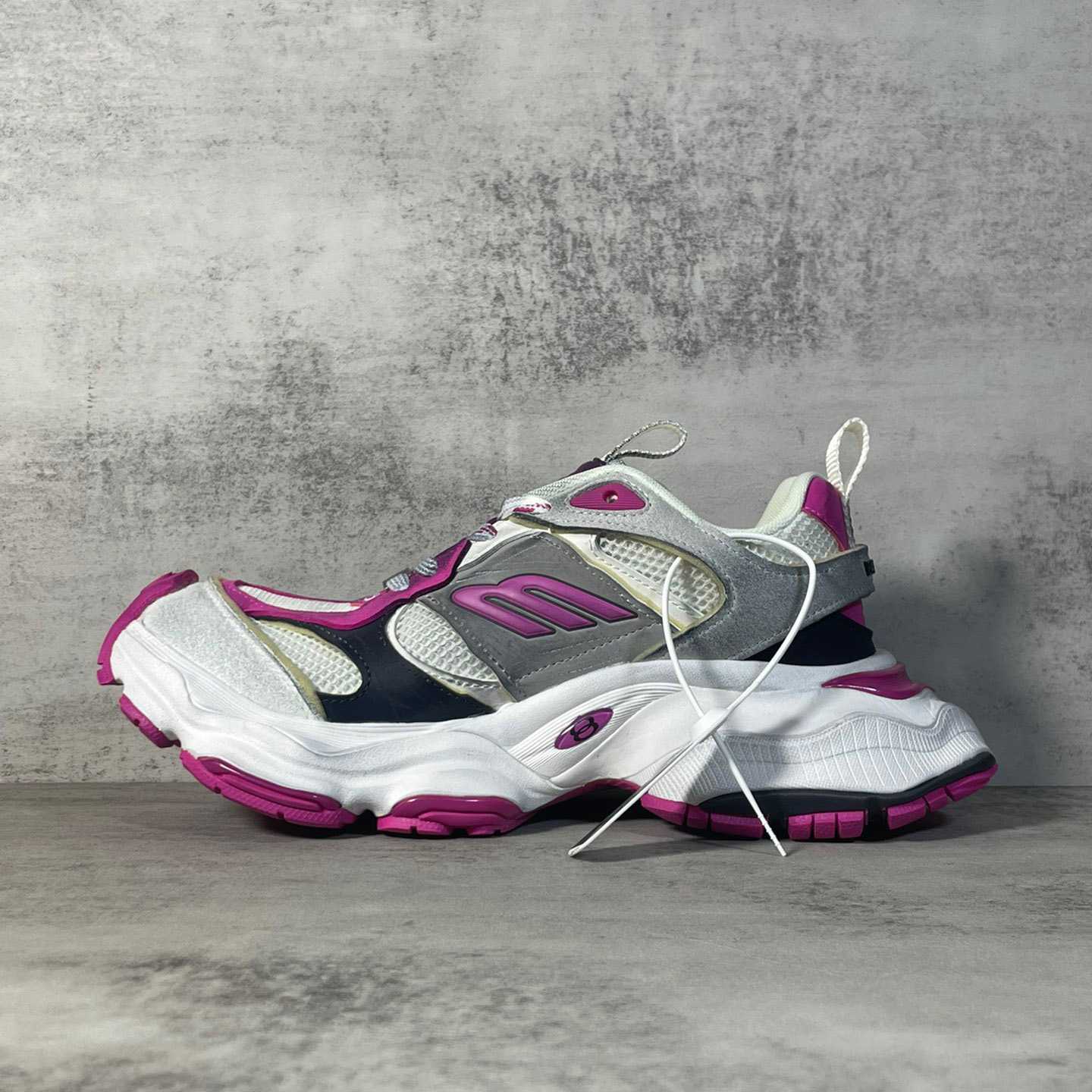 Balenciaga Cargo Sneaker - PerfectKickZ