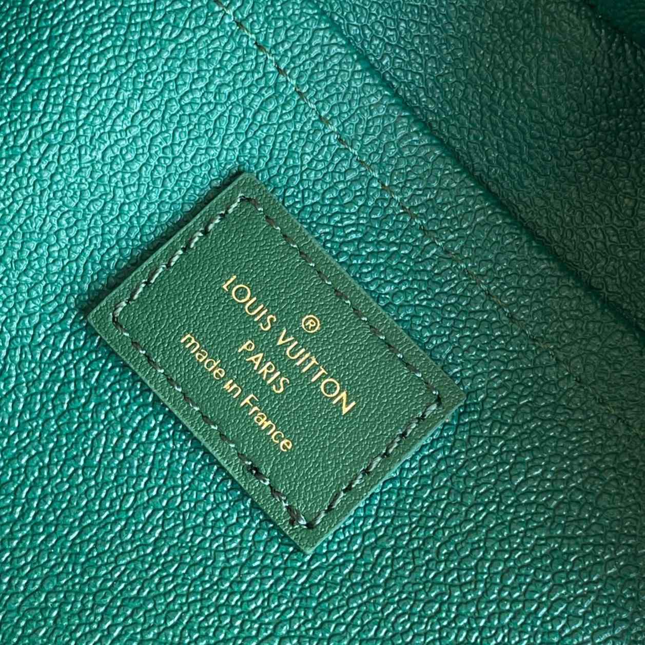 Louis Vuitton Locker Dopp Kit    M12688 - PerfectKickZ