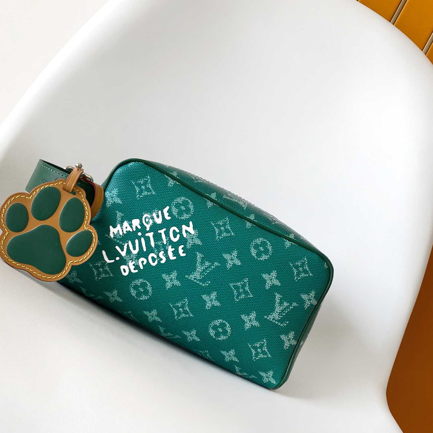 Louis Vuitton Locker Dopp Kit    M12688 - PerfectKickZ