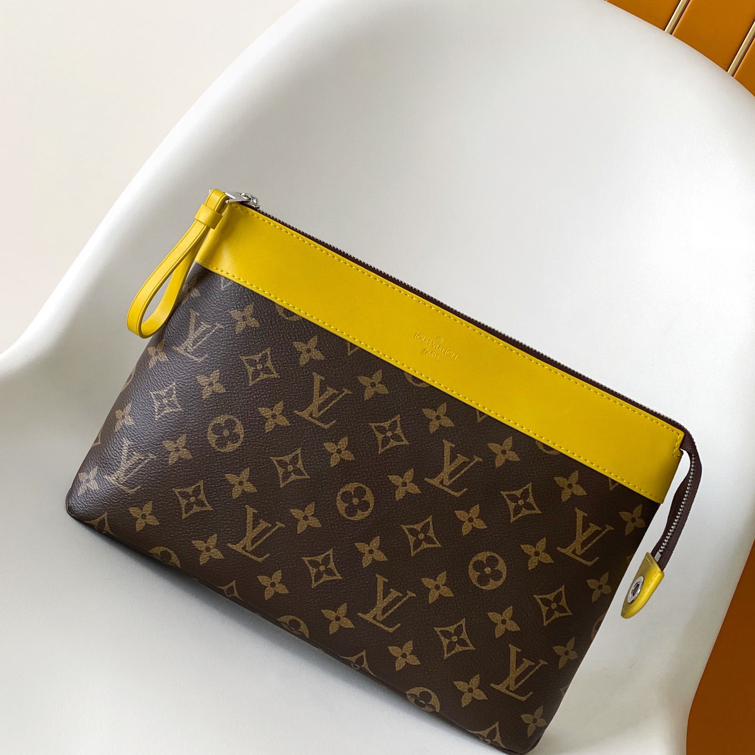 Louis Vuitton Pochette Voyage Souple    M13198 - PerfectKickZ
